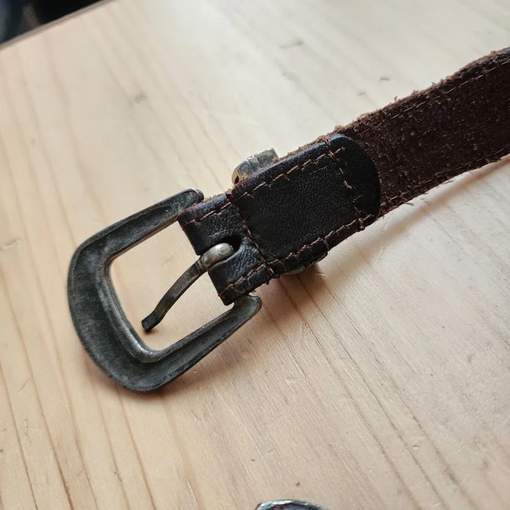BANANA REPUBLIC 80s English Saddle Leather Belt Western Ranger Silver